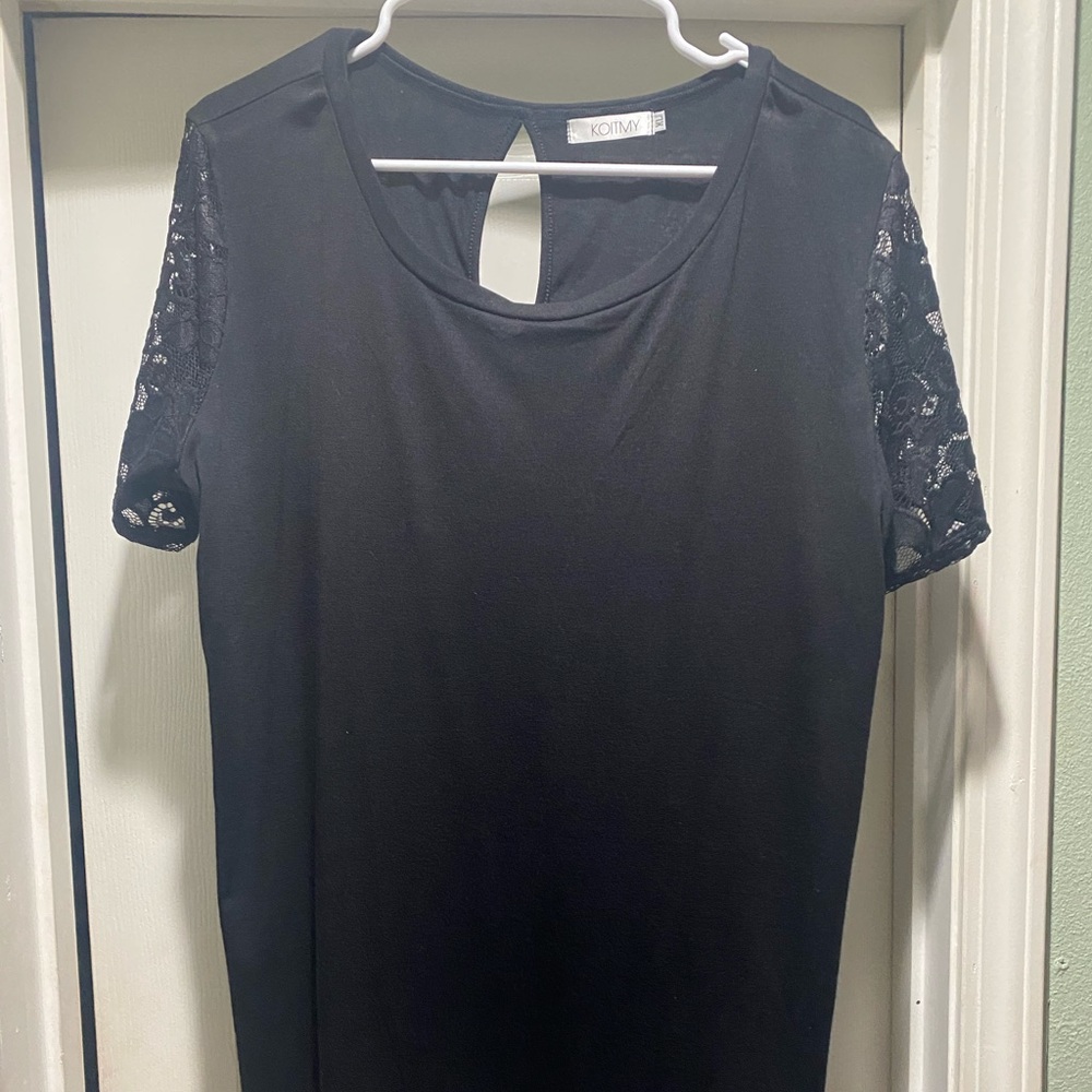 Lace Sleeve Top